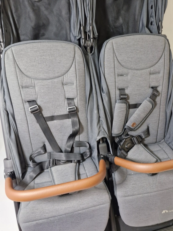 Używany Bebeconfort Mane, Twin Podwójny Wózek, spacerowy bliźniaczy  0+do 22 kg