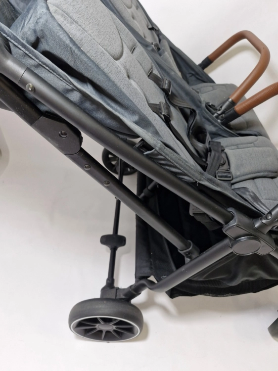 Używany Bebeconfort Mane, Twin Podwójny Wózek, spacerowy bliźniaczy  0+do 22 kg