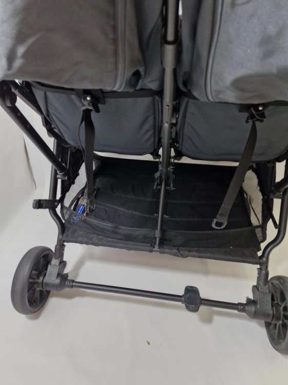Używany Bebeconfort Mane, Twin Podwójny Wózek, spacerowy bliźniaczy  0+do 22 kg
