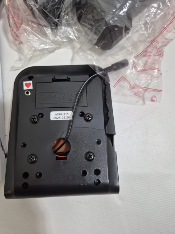 OUTLET MERACH Rwer domowy 4 w 1 składany z monitorem LCD i pomiarem pulsu